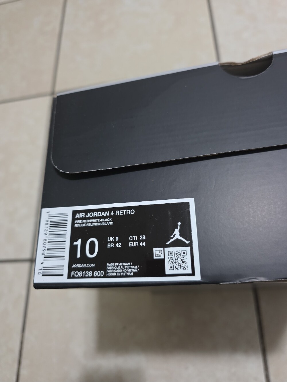 Empty Shoe Box - Picture 2 of 6